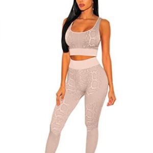 Ioiom Women's 2 Piece  Activewear Tracksuit